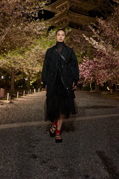 Look 4